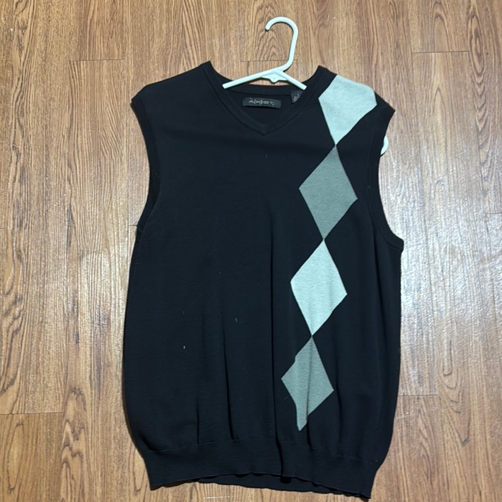 Axist Black and Gray V-Neck Sweater